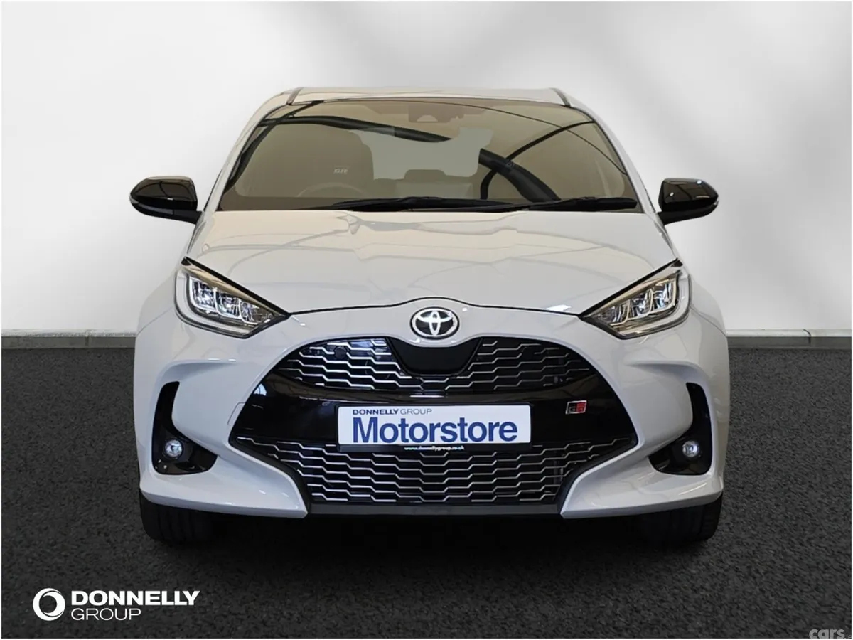 Toyota Yaris Hatchback, Petrol Hybrid, 2023, Grey