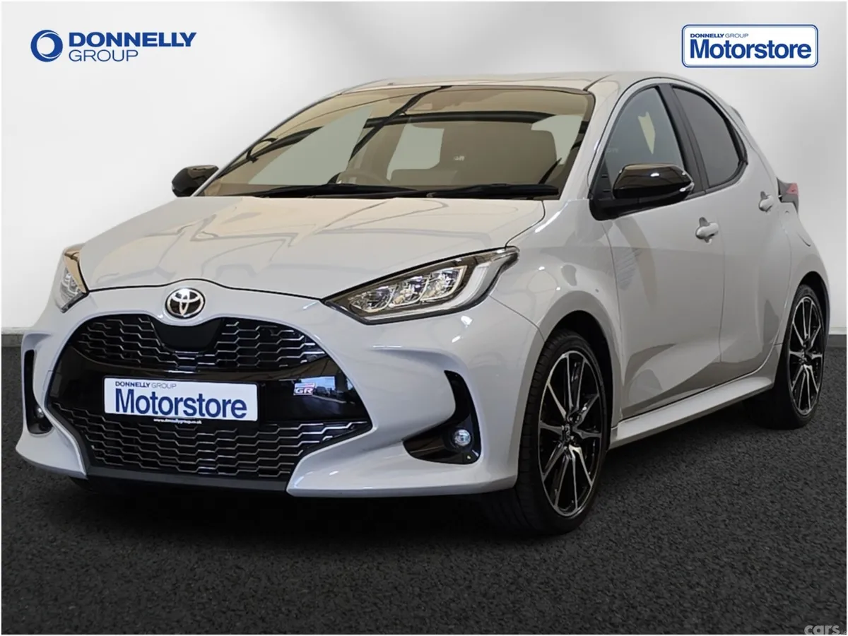 Toyota Yaris Hatchback, Petrol Hybrid, 2023, Grey