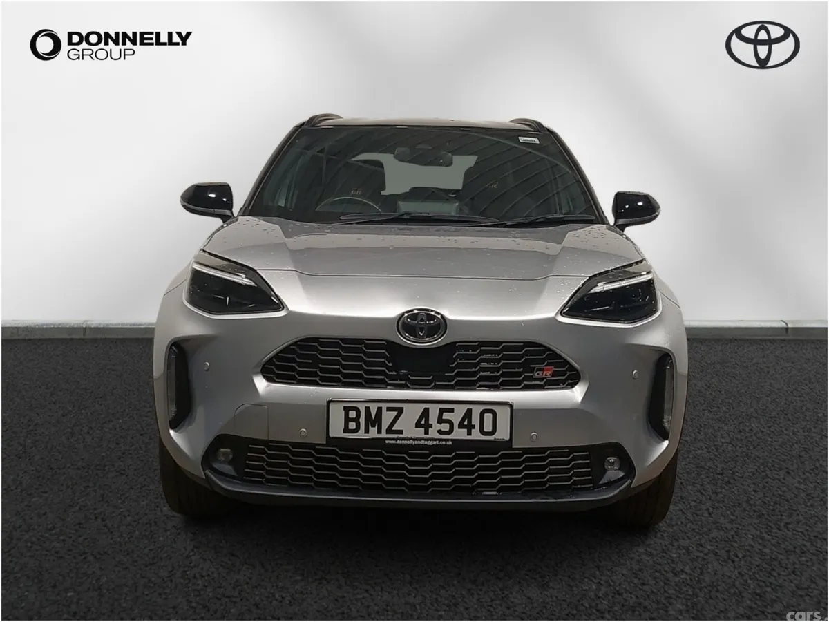 Toyota Yaris Cross Estate, Petrol Hybrid, 2023, Silver
