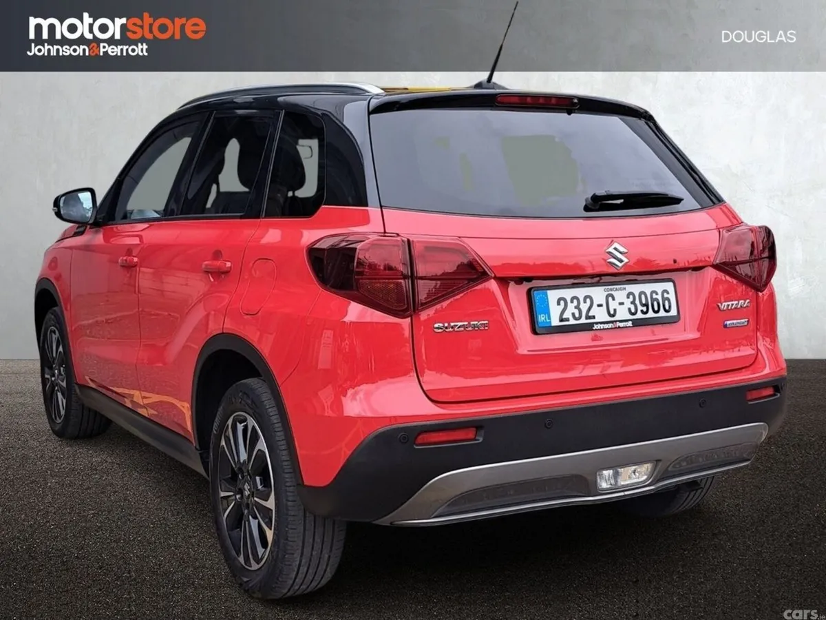 Suzuki Vitara SUV, Petrol, 2023, Red
