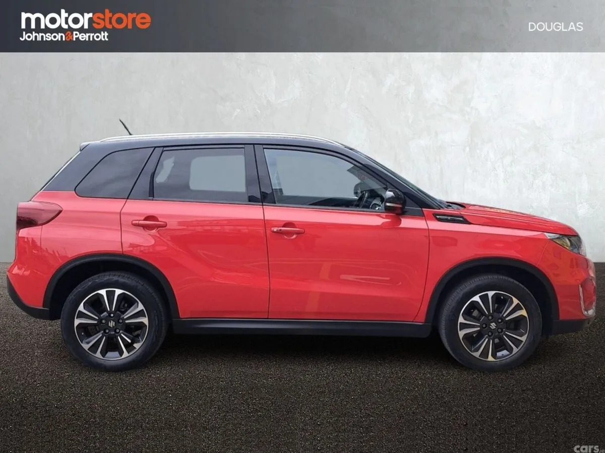 Suzuki Vitara SUV, Petrol, 2023, Red