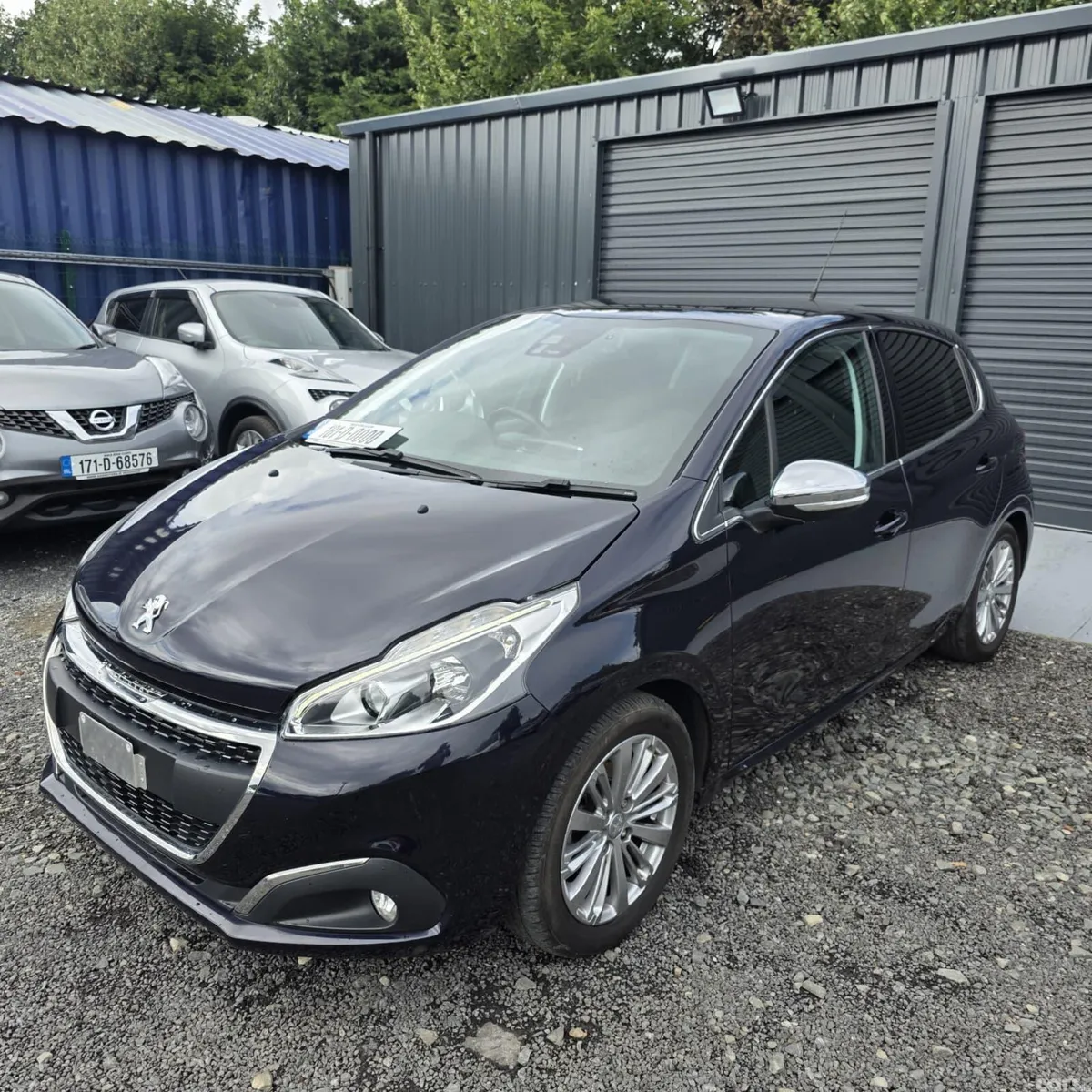 Peugeot 208 Hatchback, Petrol, 2018, Blue