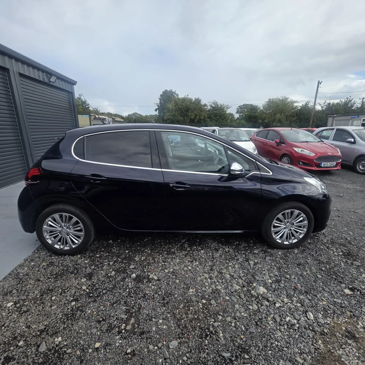 Peugeot 208 Hatchback, Petrol, 2018, Blue