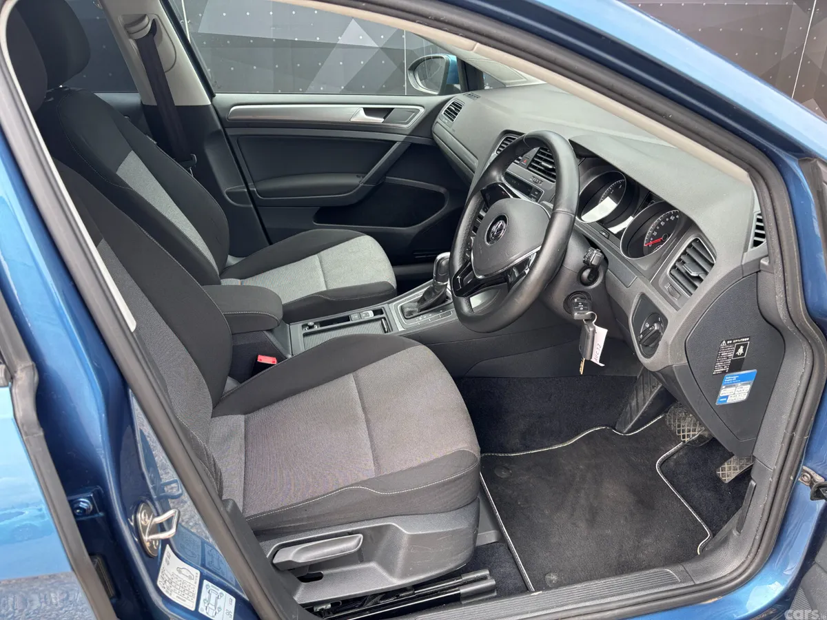 Volkswagen Golf Hatchback, Petrol, 2015, Blue