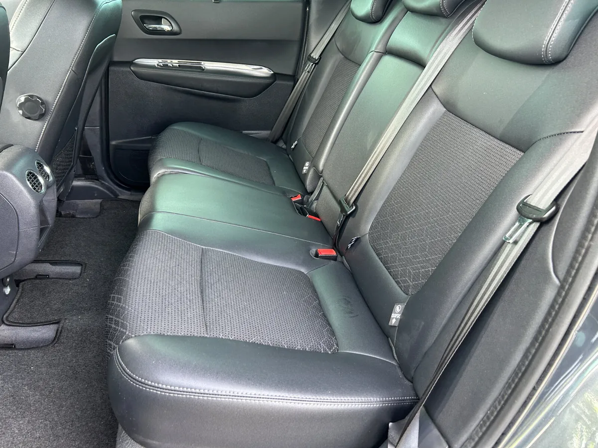 Peugeot 3008 SUV, Diesel, 2015, Grey