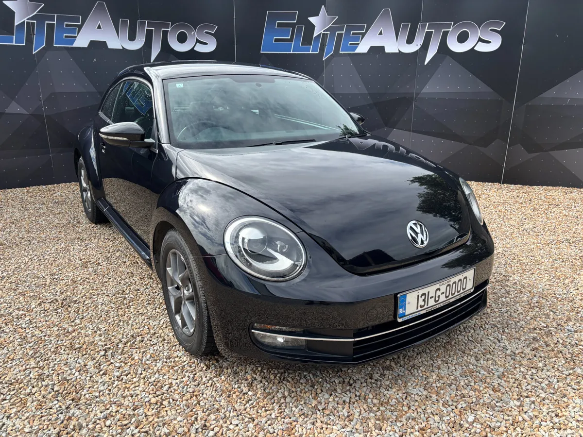 Volkswagen Beetle Hatchback, Petrol, 2013, Black