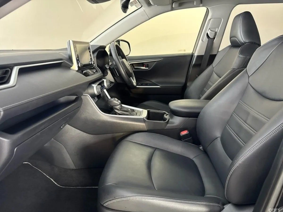 Toyota RAV4 SUV, Petrol Hybrid, 2022, Black