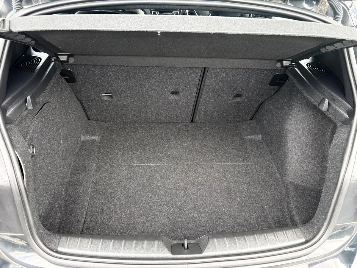 BMW 1-Series Hatchback, Petrol, 2013, Black