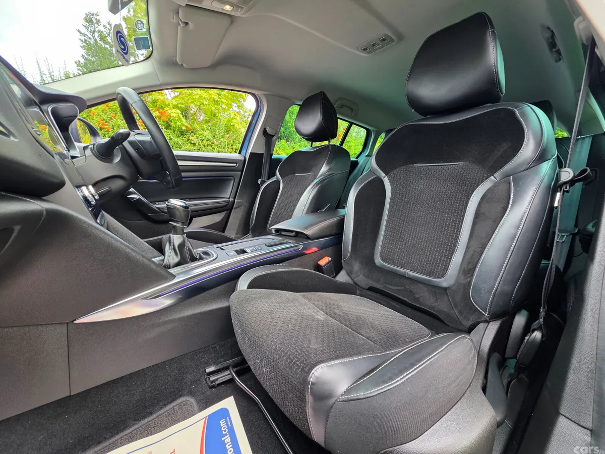 Renault Megane Estate, Diesel, 2017, Blue