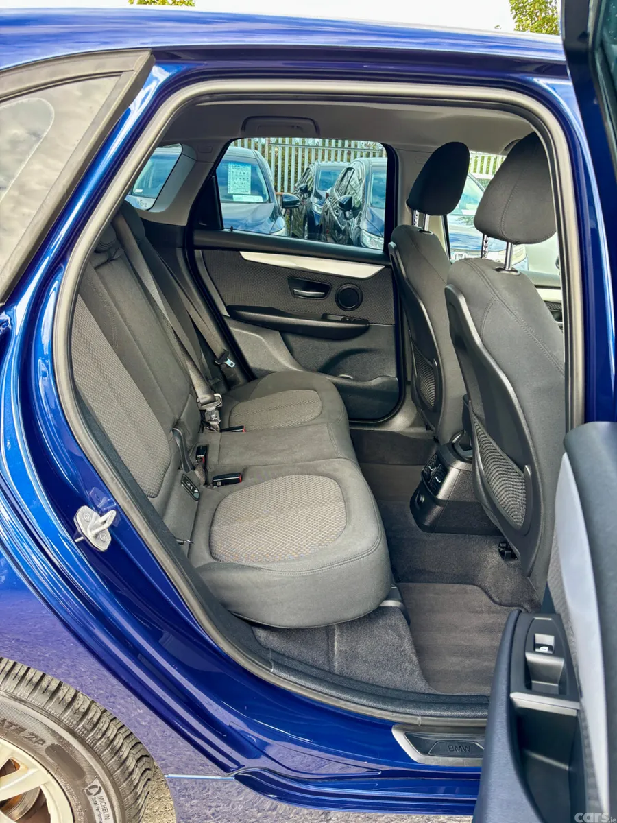 BMW 2-Series Hatchback, Diesel, 2017, Blue