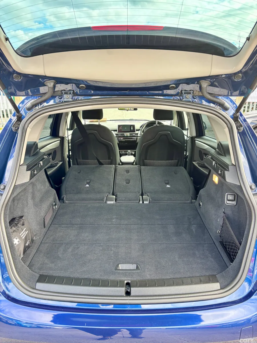 BMW 2-Series Hatchback, Diesel, 2017, Blue