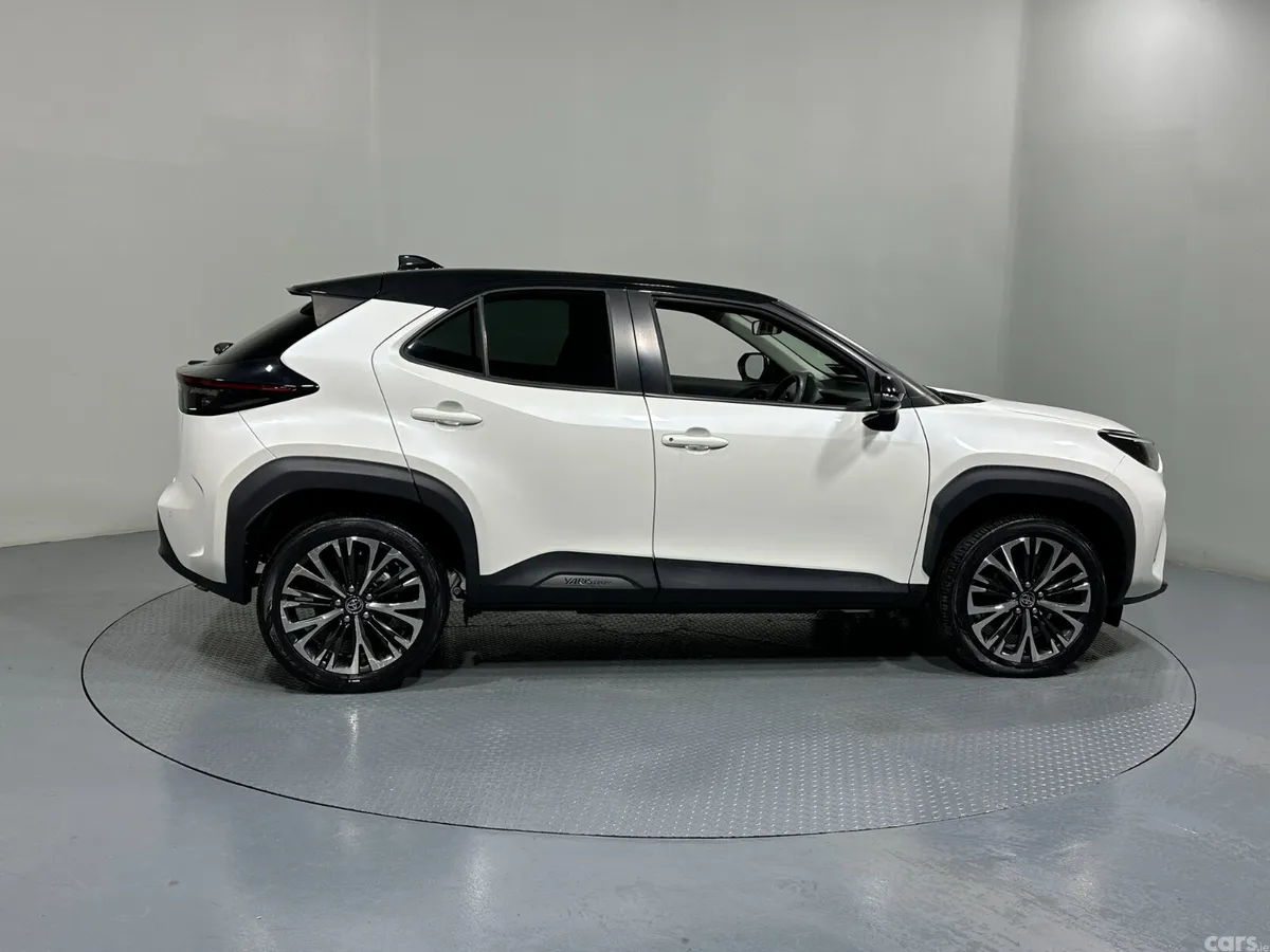 Toyota Yaris Cross SUV, Petrol, 2021, White