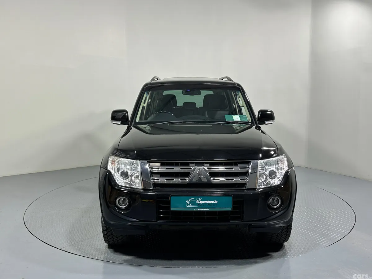 Mitsubishi Pajero SUV, Diesel, 2014, Black