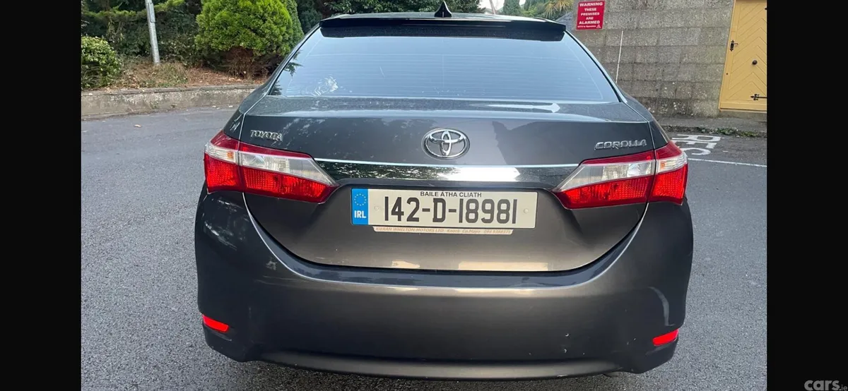Toyota Corolla Saloon, Diesel, 2014, Grey