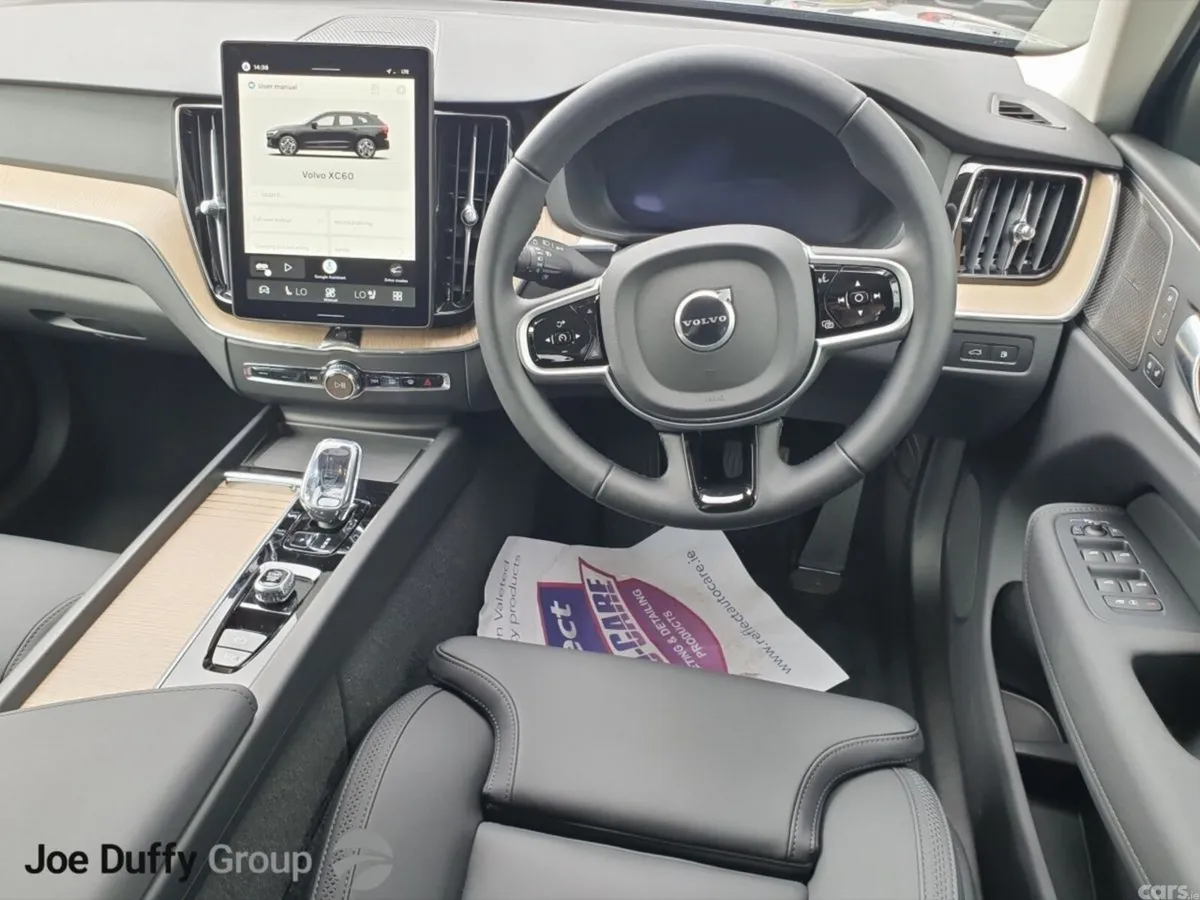 Volvo XC60 SUV, Petrol Plug-in Hybrid, 2026, Black