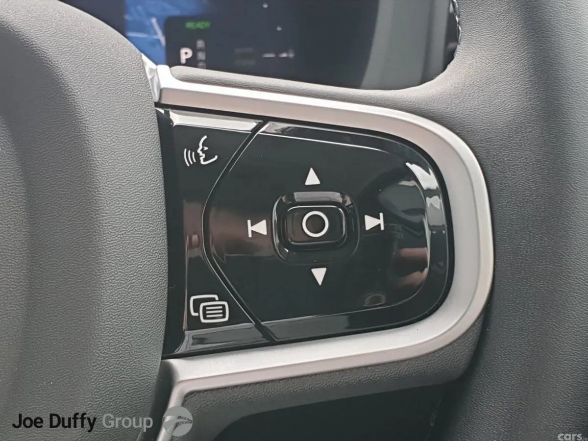 Volvo XC60 SUV, Petrol Plug-in Hybrid, 2026, Black