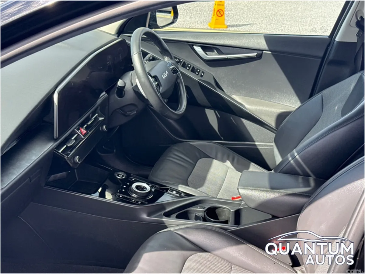 Kia Niro SUV, Electric, 2023, Black
