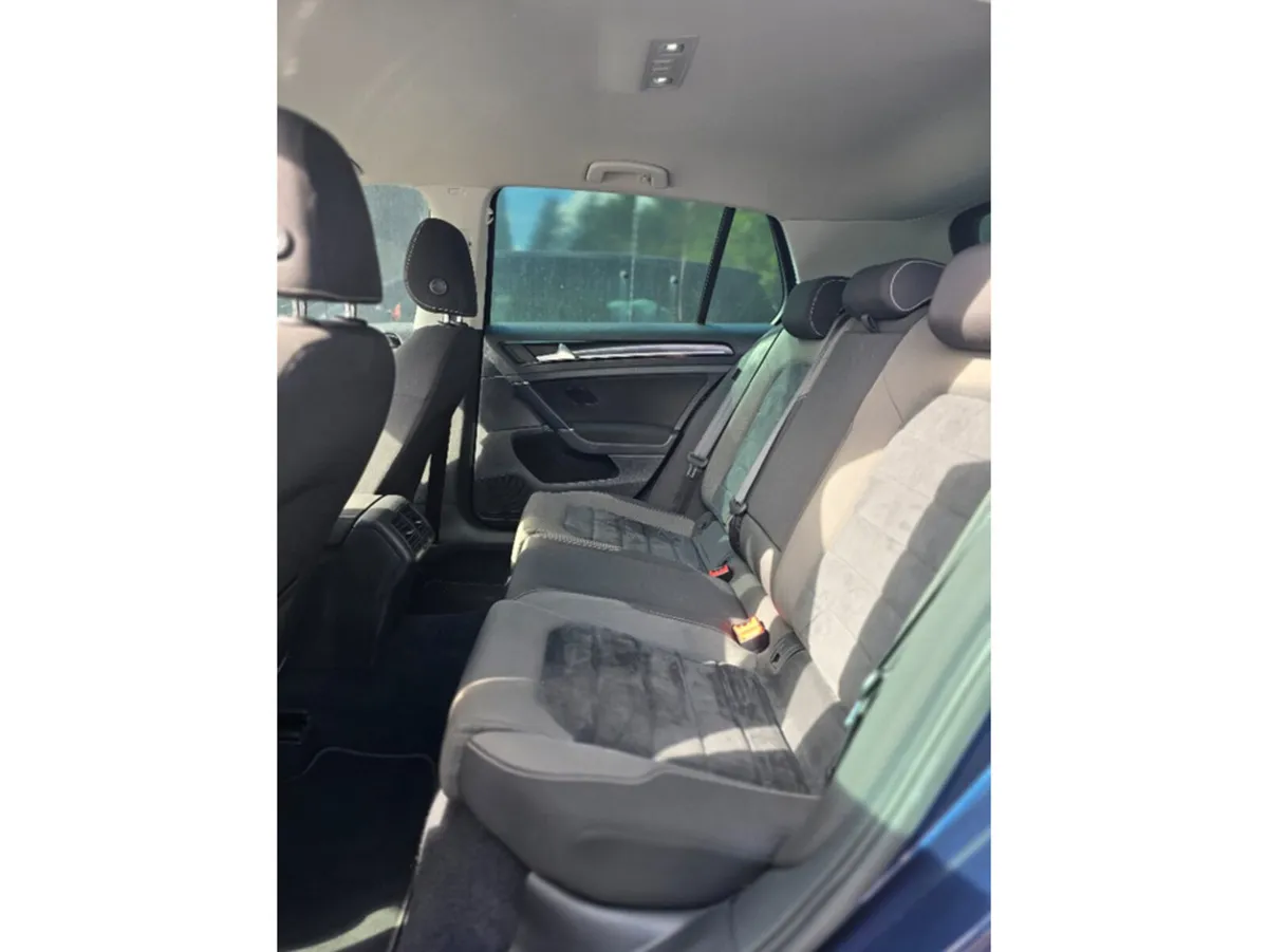 Volkswagen Golf Hatchback, Petrol, 2016, Blue