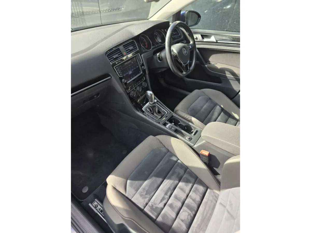 Volkswagen Golf Hatchback, Petrol, 2016, Blue