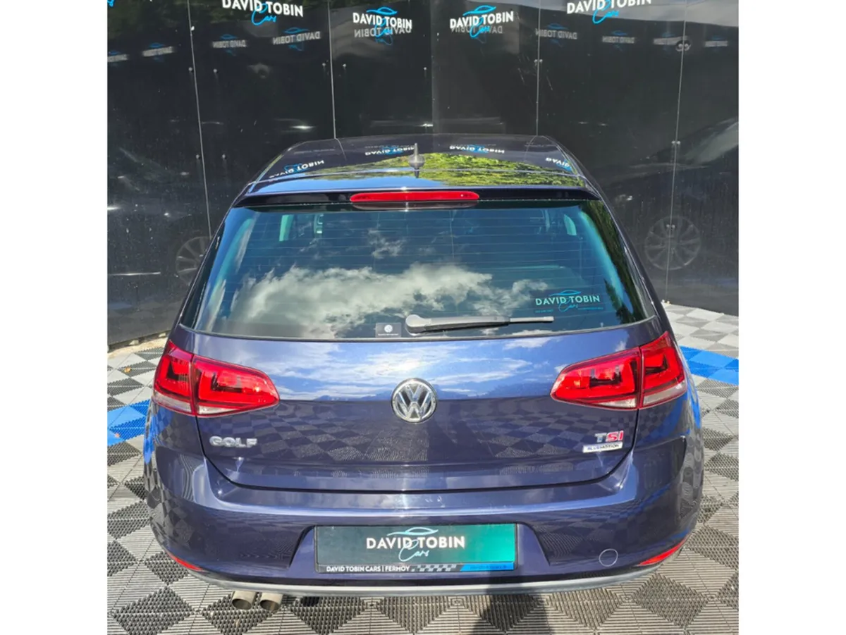 Volkswagen Golf Hatchback, Petrol, 2016, Blue