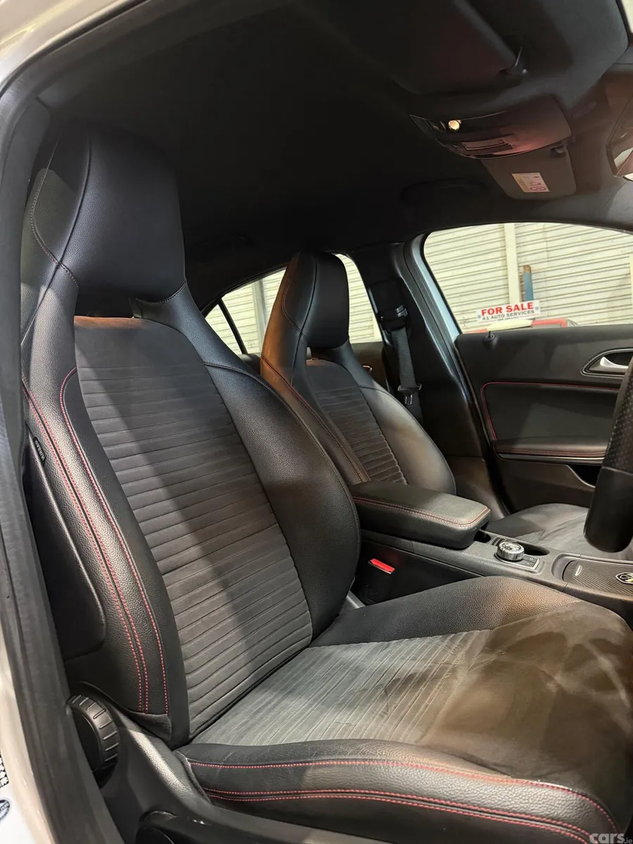 Mercedes-Benz A-Class Hatchback, Petrol, 2015, Silver