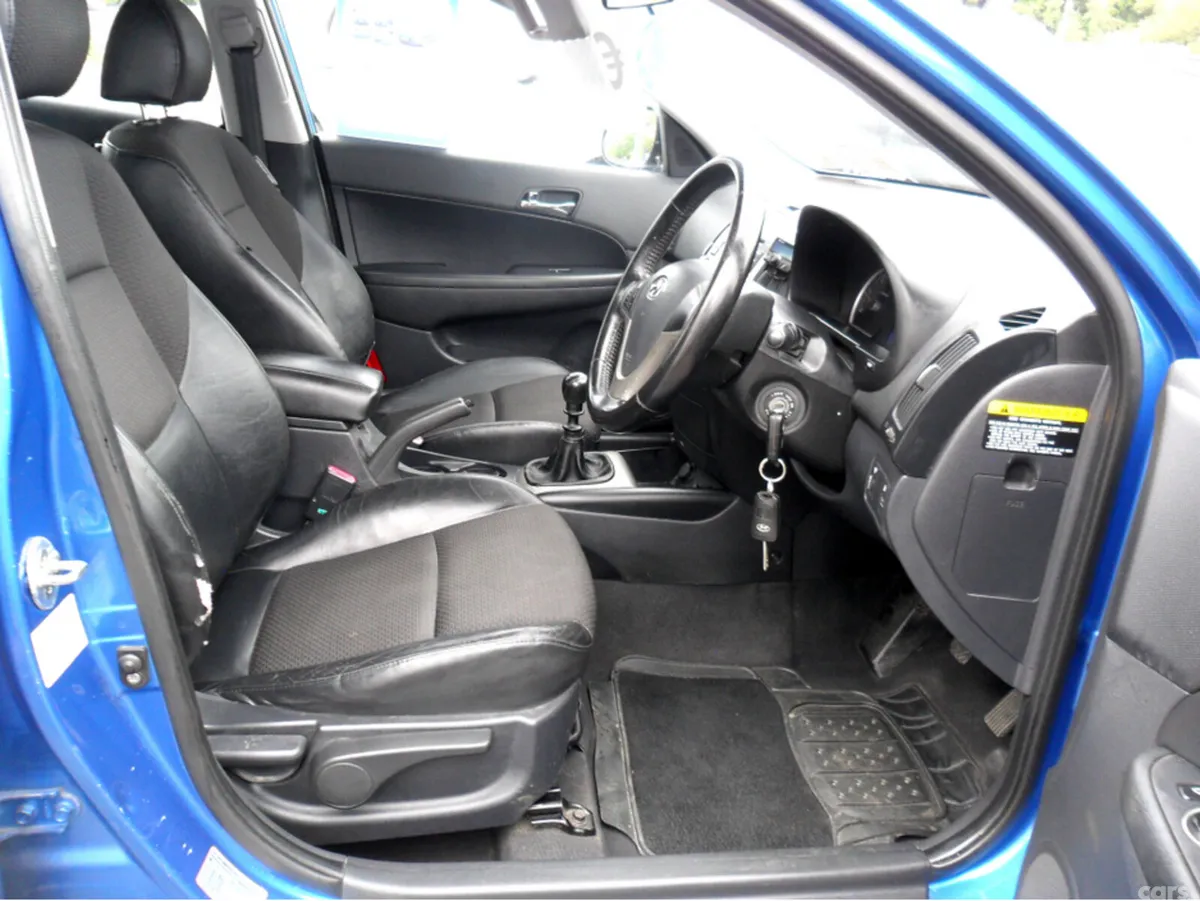 Hyundai i30 Estate, Diesel, 2010, Blue