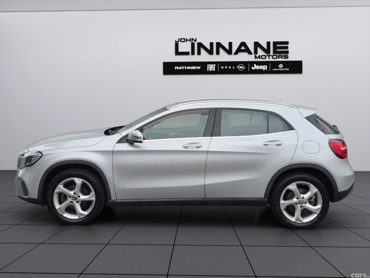 Mercedes-Benz GLA Estate, Petrol, 2018, Grey