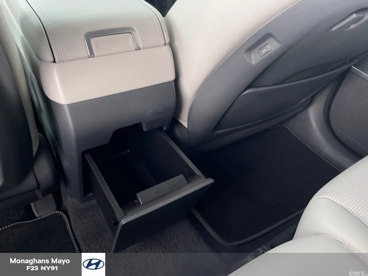 Hyundai Santa Fe SUV, Petrol Plug-in Hybrid, 2026, Blue