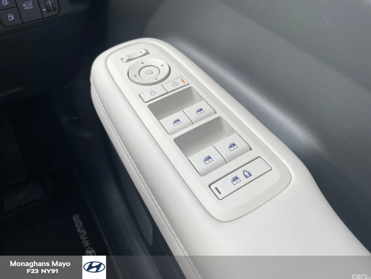 Hyundai Santa Fe SUV, Petrol Plug-in Hybrid, 2026, Blue