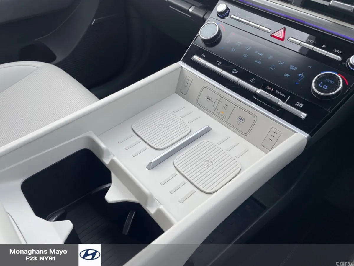 Hyundai Santa Fe SUV, Petrol Plug-in Hybrid, 2026, Blue