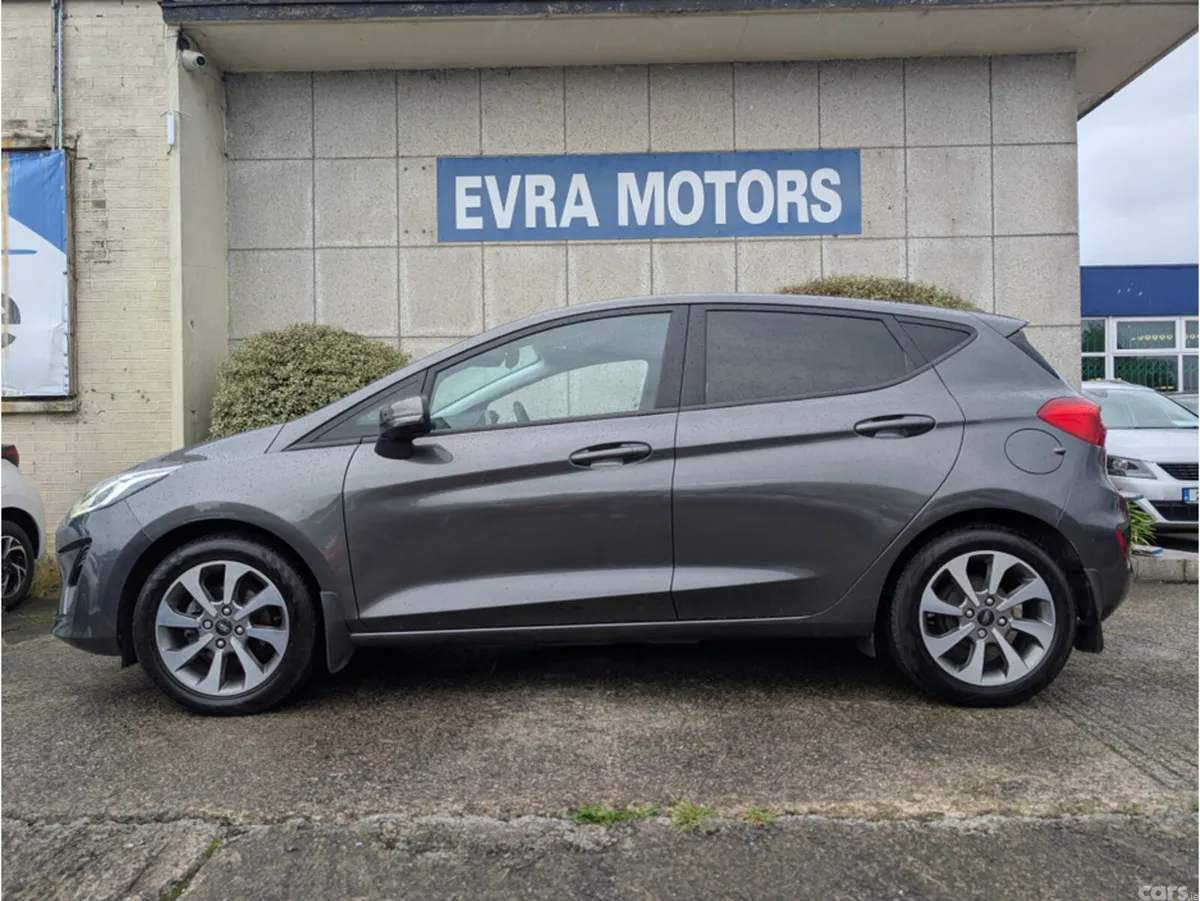 Ford Fiesta Hatchback, Petrol, 2020, Grey