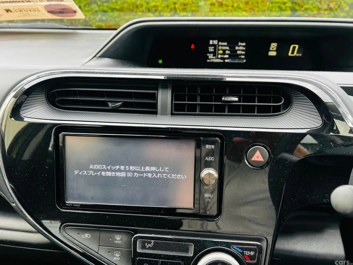 Toyota Aqua Hatchback, Petrol Hybrid, 2017, Green