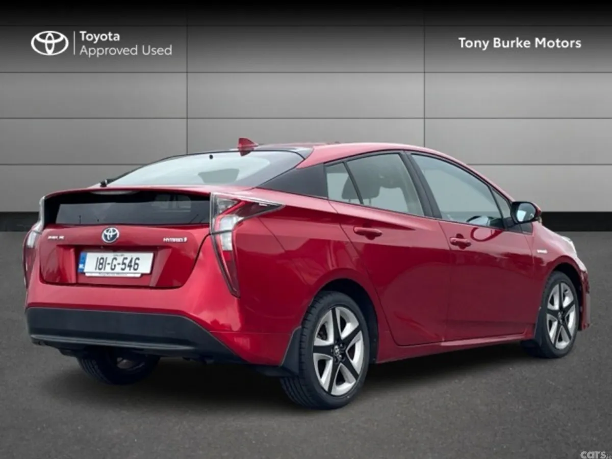 Toyota Prius Saloon, Petrol Hybrid, 2018, Red