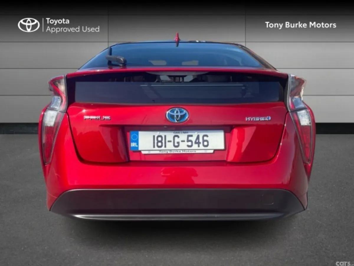 Toyota Prius Saloon, Petrol Hybrid, 2018, Red