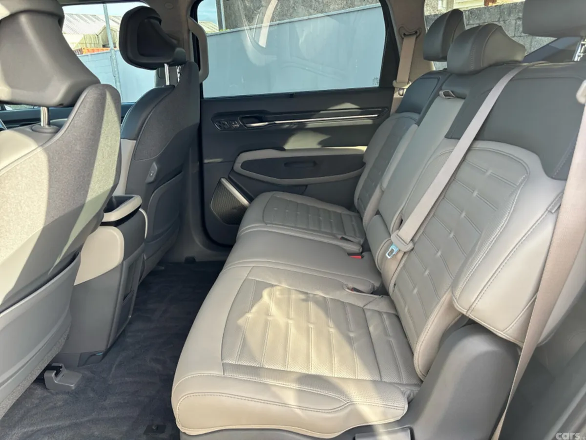 Kia EV9 MPV, Electric, 2026, Grey
