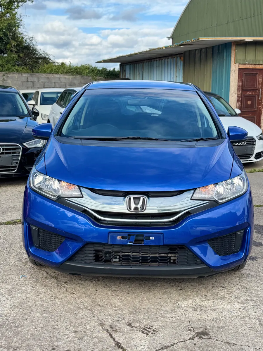 Honda Fit Hatchback, Petrol Hybrid, 2014, Blue