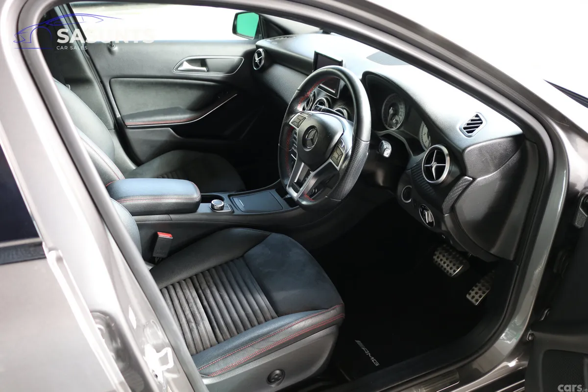 Mercedes-Benz A-Class Hatchback, Petrol, 2013, Silver