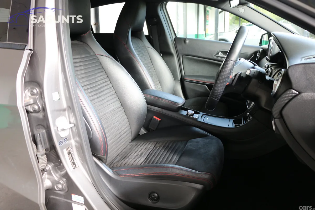 Mercedes-Benz A-Class Hatchback, Petrol, 2013, Silver