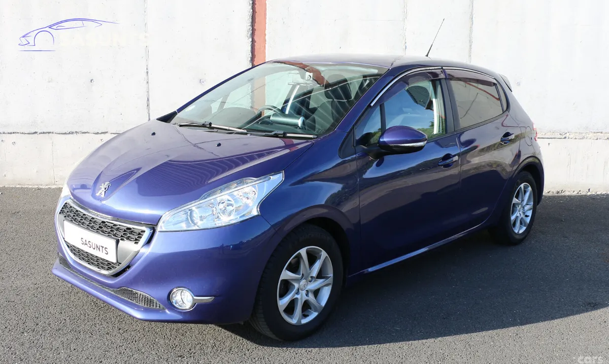 Peugeot 208 Hatchback, Petrol, 2015, Blue