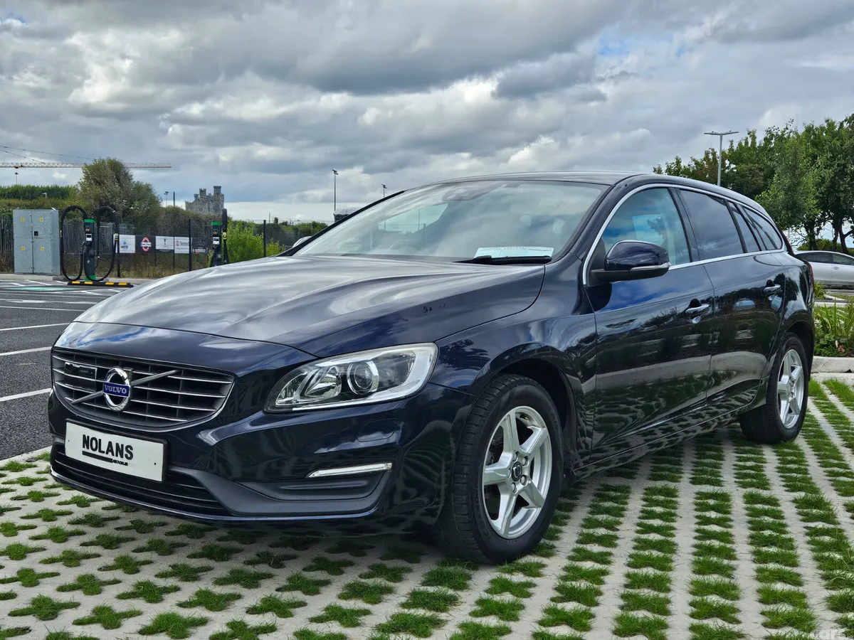 Volvo V60 Estate, Diesel, 2018, Blue