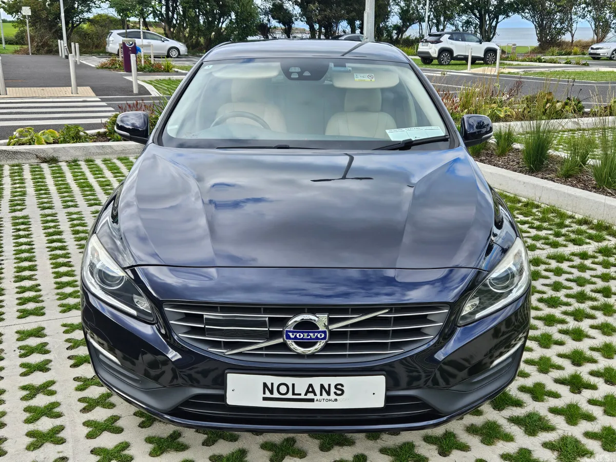 Volvo V60 Estate, Diesel, 2018, Blue