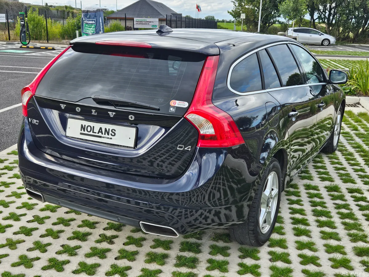 Volvo V60 Estate, Diesel, 2018, Blue