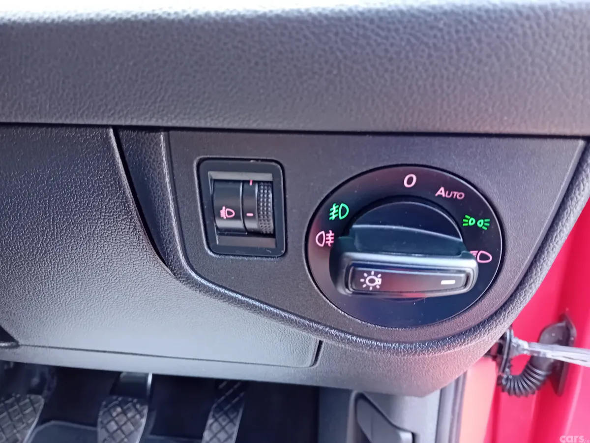Volkswagen Polo Hatchback, Petrol, 2020, Red