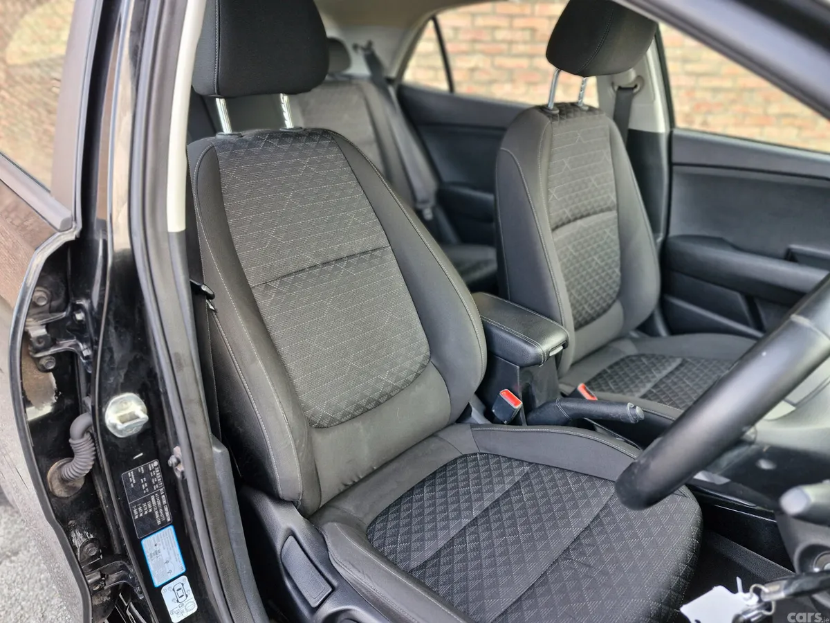 Kia Rio Hatchback, Petrol, 2018, Black