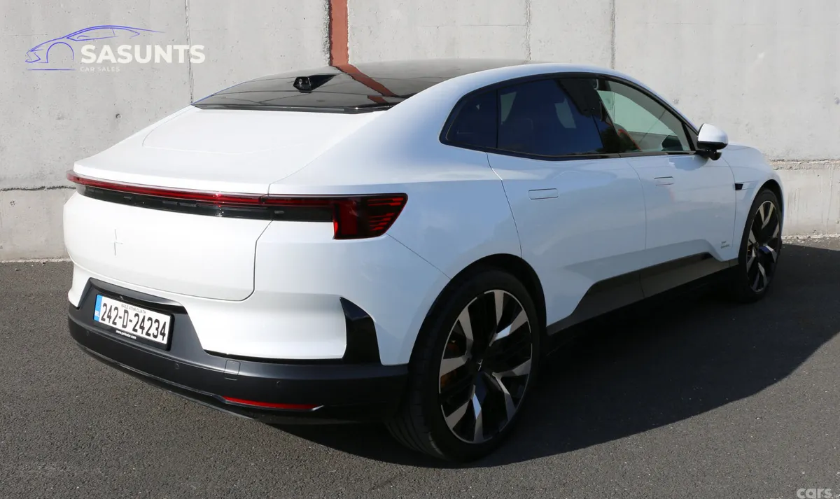 Polestar 4 Hatchback, Electric, 2024, White