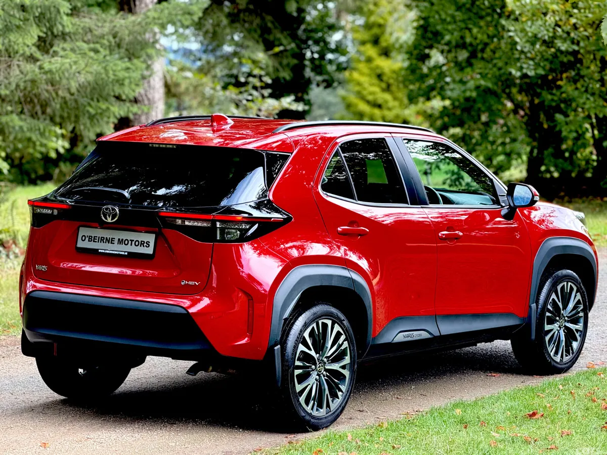 Toyota Yaris Cross Hatchback, Petrol Hybrid, 2025, Red