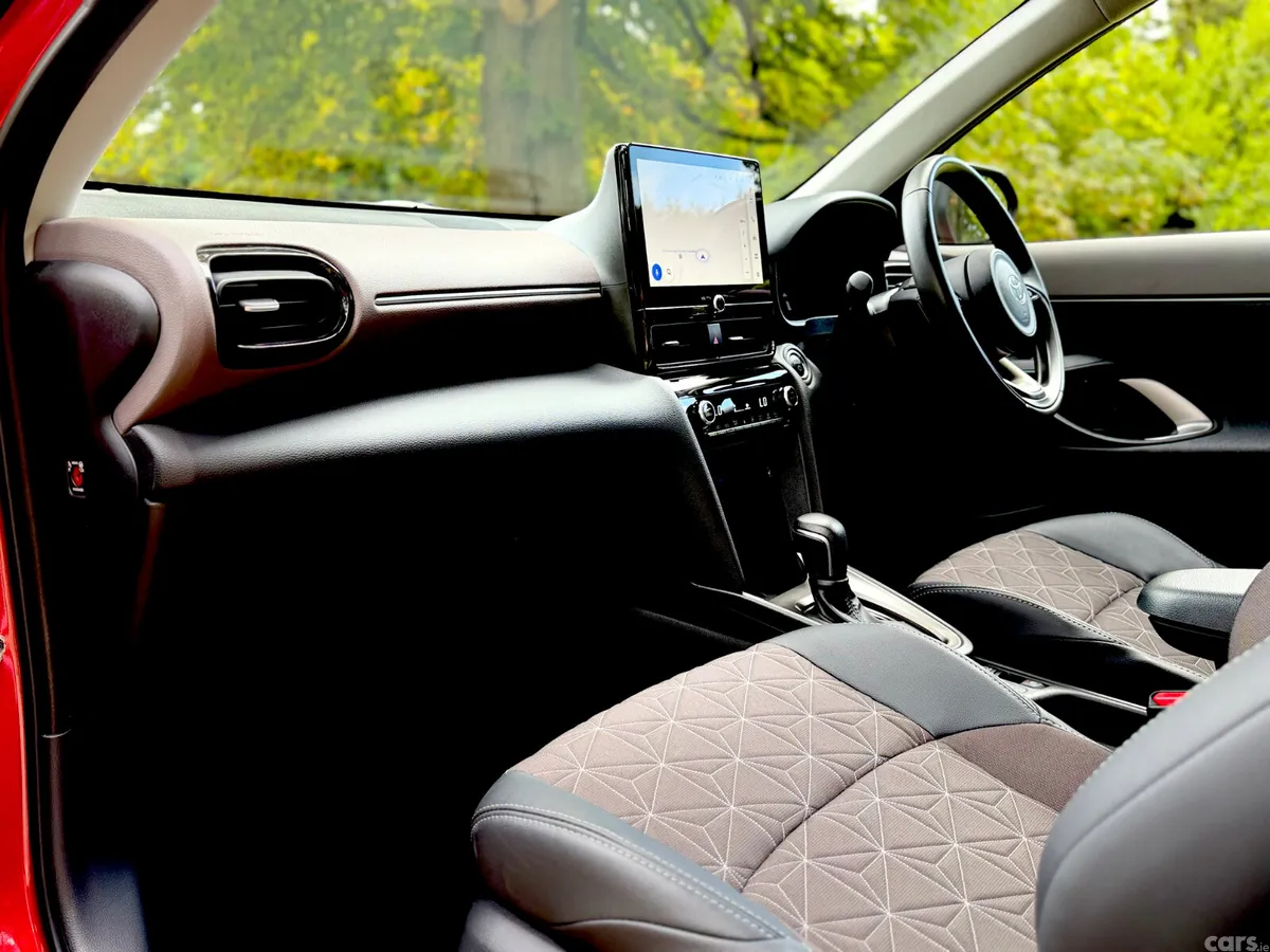 Toyota Yaris Cross Hatchback, Petrol Hybrid, 2025, Red