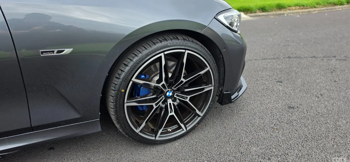 BMW 3-Series Saloon, Petrol Hybrid, 2022, Grey