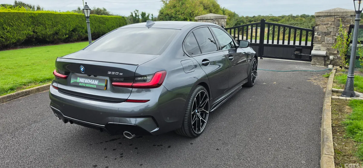 BMW 3-Series Saloon, Petrol Hybrid, 2022, Grey