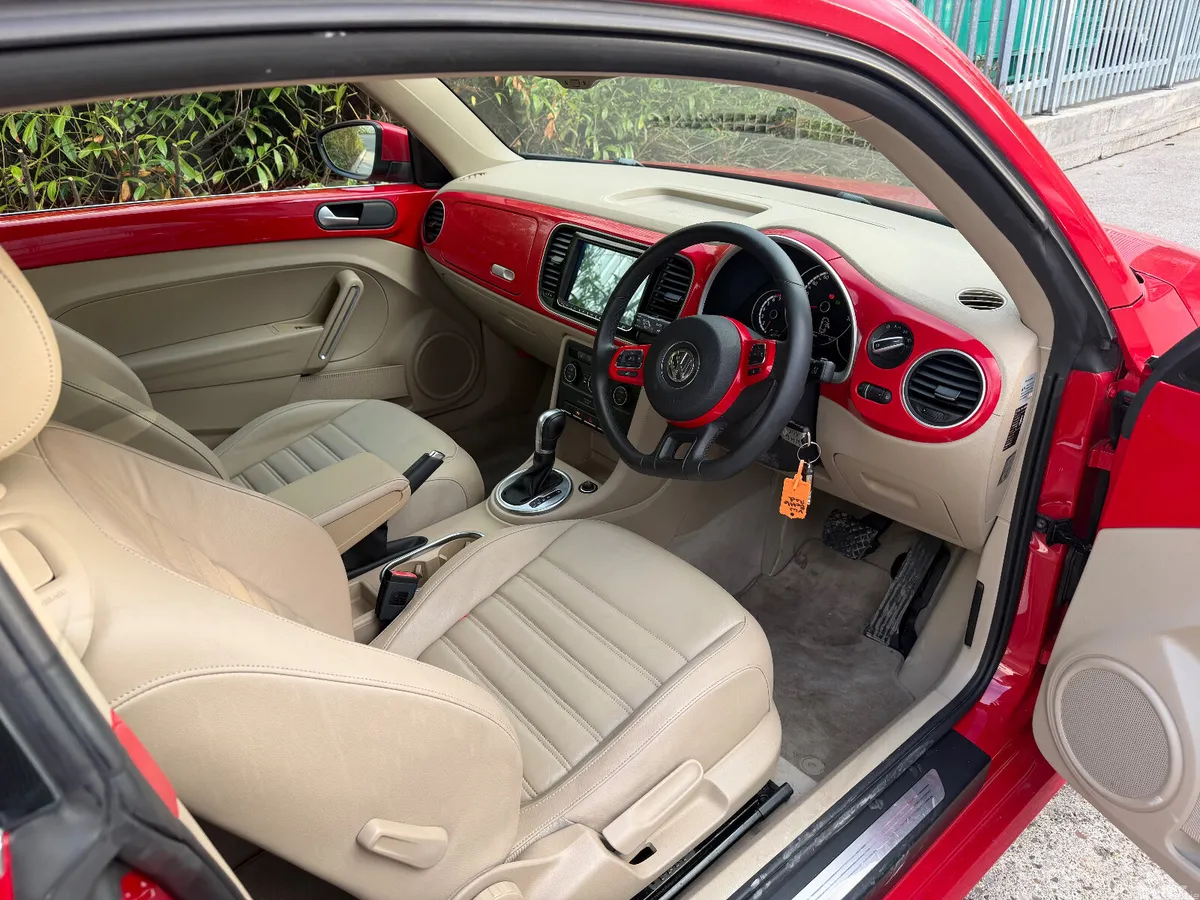 Volkswagen Beetle Hatchback, Petrol, 2015, Red